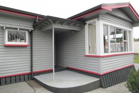 Photo of property in 2 Warburton Street, Karoro, Greymouth, 7805