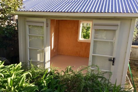 Photo of property in 27 Hastings Parade, Devonport, Auckland, 0624