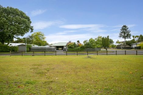 Photo of property in 1 Te Reiti Tamara Grove, Turangi, 3334