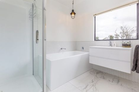 Photo of property in 22 West End Road, Herne Bay, Auckland, 1022