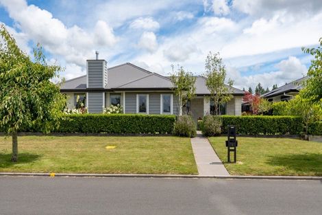 Photo of property in 6 Noumea Drive, Rangatira Park, Taupo, 3330