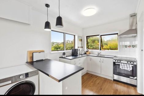 Photo of property in 2/20 Nigel Road, Browns Bay, Auckland, 0630