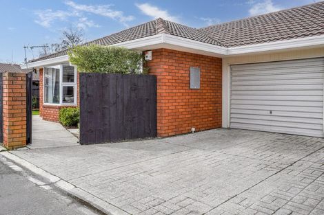 Photo of property in 2/9 Cassidy Place, Belfast, Christchurch, 8051