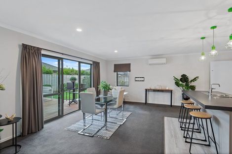 Photo of property in 17 Rossall Crescent, Rolleston, 7615