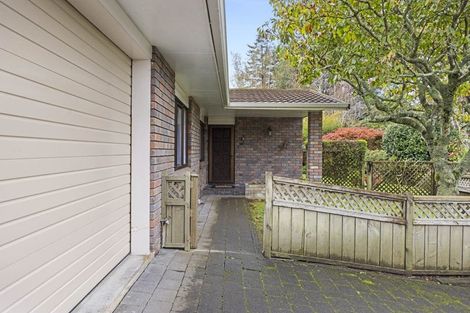 Photo of property in 13 Pentland Place, Highlands Park, New Plymouth, 4312