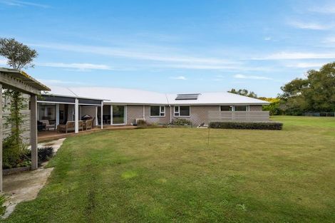 Photo of property in 8 Riverside Way, Amberley, 7410