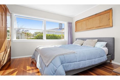 Photo of property in 16b Campbell Street, Waiuku, 2123