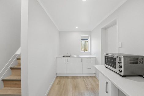 Photo of property in 9 Bronte Place, Whalers Gate, New Plymouth, 4310