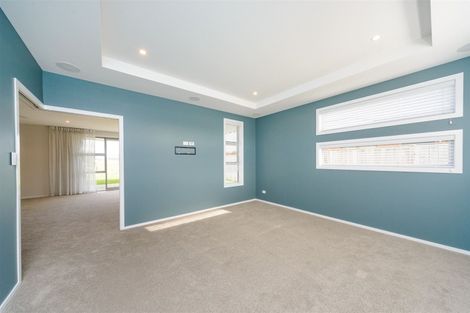 Photo of property in 162 Pacific Drive, Fitzherbert, Palmerston North, 4410