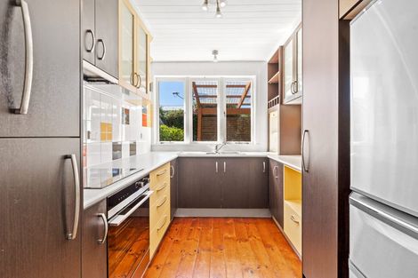 Photo of property in 10 Brandon Road, Manly, Whangaparaoa, 0930