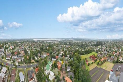 Photo of property in 5a Tirimoana Road, Te Atatu South, Auckland, 0602