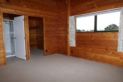 Photo of property in 56a Glen Road, Raumati South, Paraparaumu, 5032