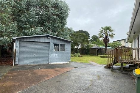 Photo of property in 1 Triangle Road, Massey, Auckland, 0614
