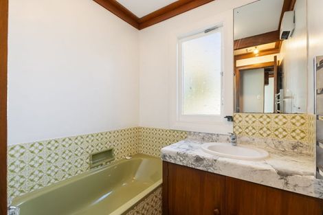 Photo of property in 264 Park Road, Hokowhitu, Palmerston North, 4410