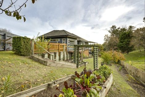 Photo of property in 12 Rochfort Road, Havelock North, 4130