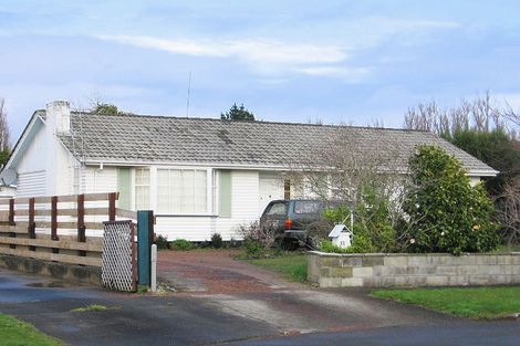 Photo of property in 31 Mokau Place, Terrace End, Palmerston North, 4410