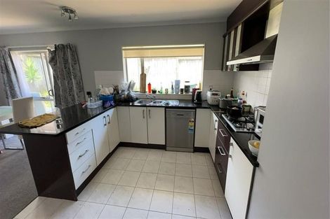 Photo of property in 41a Baverstock Road, Flat Bush, Auckland, 2016