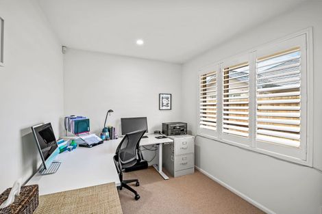 Photo of property in 27 Providence Place, Redwood, Christchurch, 8051
