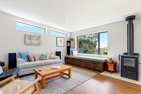 Photo of property in 13 Matuku Lane, Heathcote Valley, Christchurch, 8022