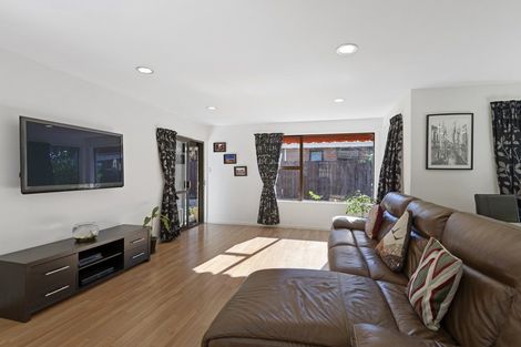 Photo of property in 10 Lochmore Street, Bishopdale, Christchurch, 8051