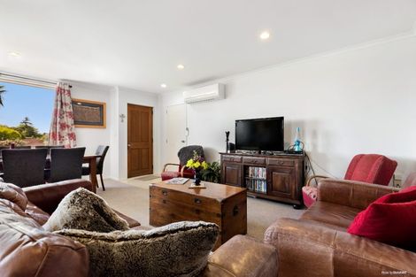 Photo of property in 7 Ranch Place, Pukekohe, 2120