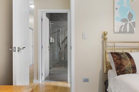 Photo of property in 7 Tall Tree Lane, Mount Creighton, Queenstown, 9371