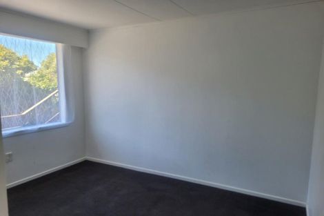 Photo of property in 8 Simons Street, Moturoa, New Plymouth, 4310