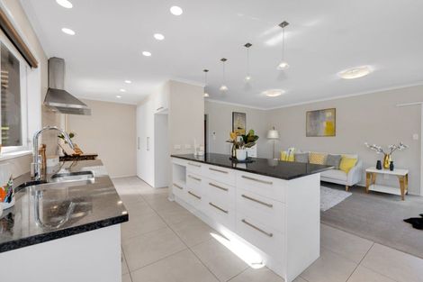 Photo of property in 36 Compton Street, Hillcrest, Auckland, 0627