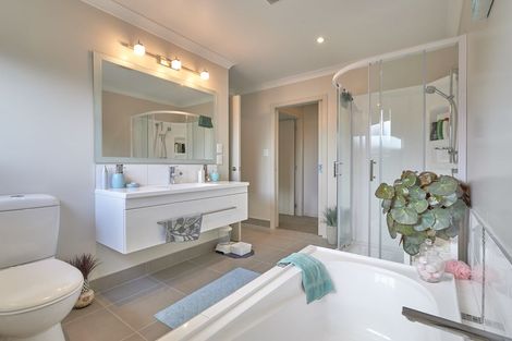 Photo of property in 86 Rosalie Terrace, Kelvin Grove, Palmerston North, 4414