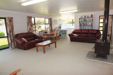 Photo of property in 24b Park Street, Foxton, 4814