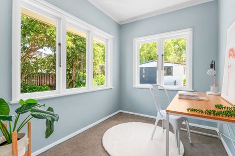 Photo of property in 71 Montgomery Crescent, Bader, Hamilton, 3206