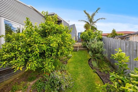 Photo of property in 60 Mili Way South, Ranui, Auckland, 0612