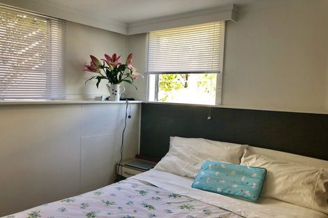 Photo of property in 2b Zion Road, Birkenhead, Auckland, 0626