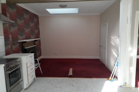 Photo of property in 6-10 Mudges Terrace, Newtown, Wellington, 6021