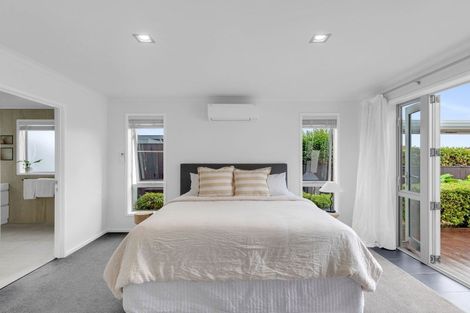 Photo of property in 18 Eastridge Terrace, Huntington, Hamilton, 3210