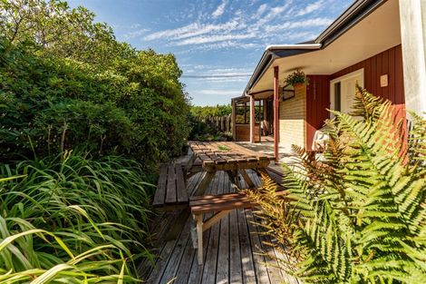 Photo of property in 15 Highgate, Milton, 9220