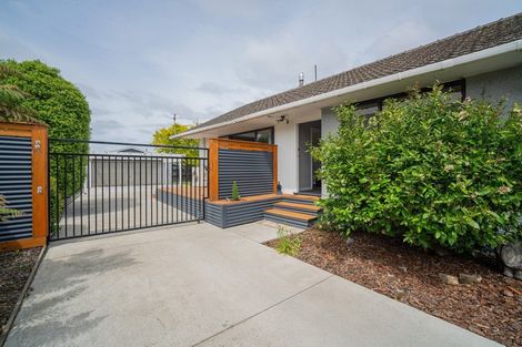 Photo of property in 31 Oriana Crescent, Hornby, Christchurch, 8042