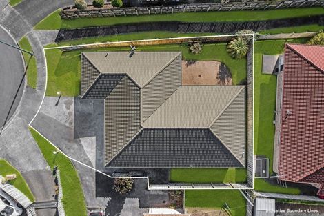 Photo of property in 1/15 Tolben Place, Golflands, Auckland, 2013