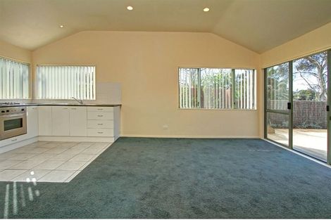 Photo of property in 40 Anich Road, Massey, Auckland, 0614