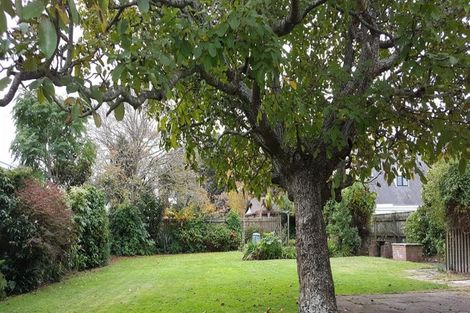 Photo of property in 17 Nikau Grove, Woburn, Lower Hutt, 5010