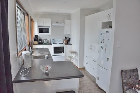 Photo of property in 53a Brandon Road, Glen Eden, Auckland, 0602