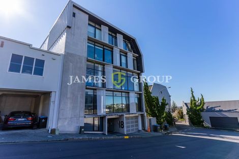 Photo of property in 18a Railway Street, Newmarket, Auckland, 1023