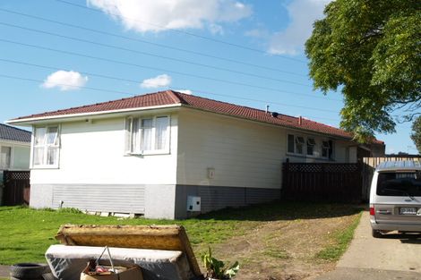 Photo of property in 1 Chadwick Crescent, Mangere East, Auckland, 2024