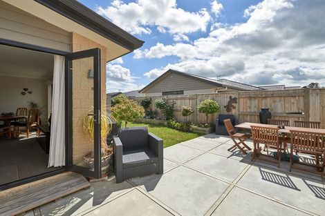 Photo of property in 86 Rosalie Terrace, Kelvin Grove, Palmerston North, 4414