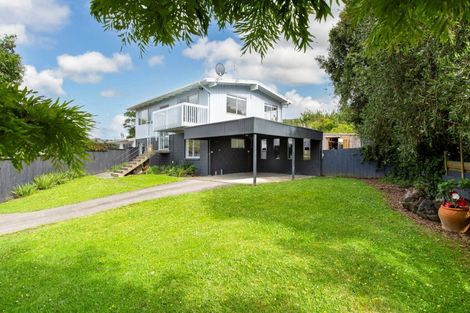 Photo of property in 2/29 Sealy Road, Torbay, Auckland, 0630