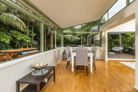 Photo of property in 36 Sylvan Park Avenue, Milford, Auckland, 0620