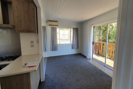 Photo of property in 2/9 Lingham Crescent, Torbay, Auckland, 0630