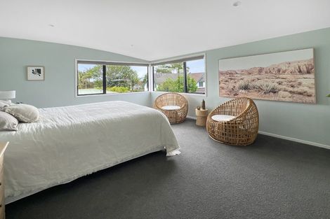 Photo of property in 124a Calliope Road, Stanley Point, Auckland, 0624