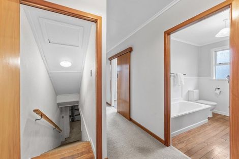 Photo of property in 37c Breakwater Road, Moturoa, New Plymouth, 4310