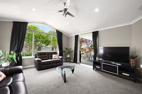 Photo of property in 392a Hukanui Road, Rototuna, Hamilton, 3210